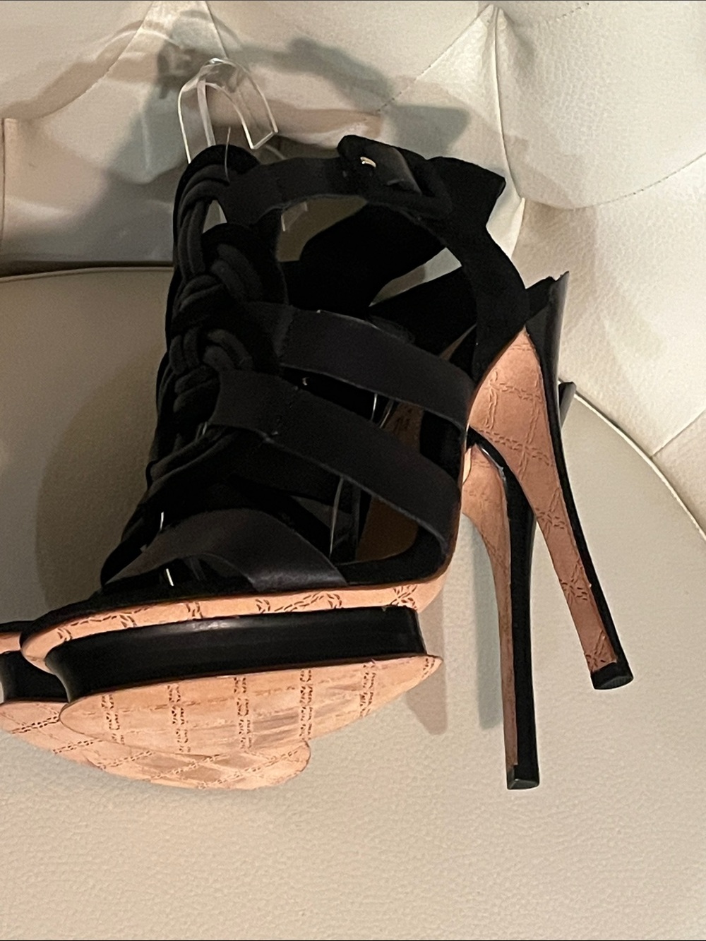 L.A.M.B. Black Leather Suede Strappy Heel Sandals Eye Catching Luxury Runway 8.5 - Picture 9 of 11